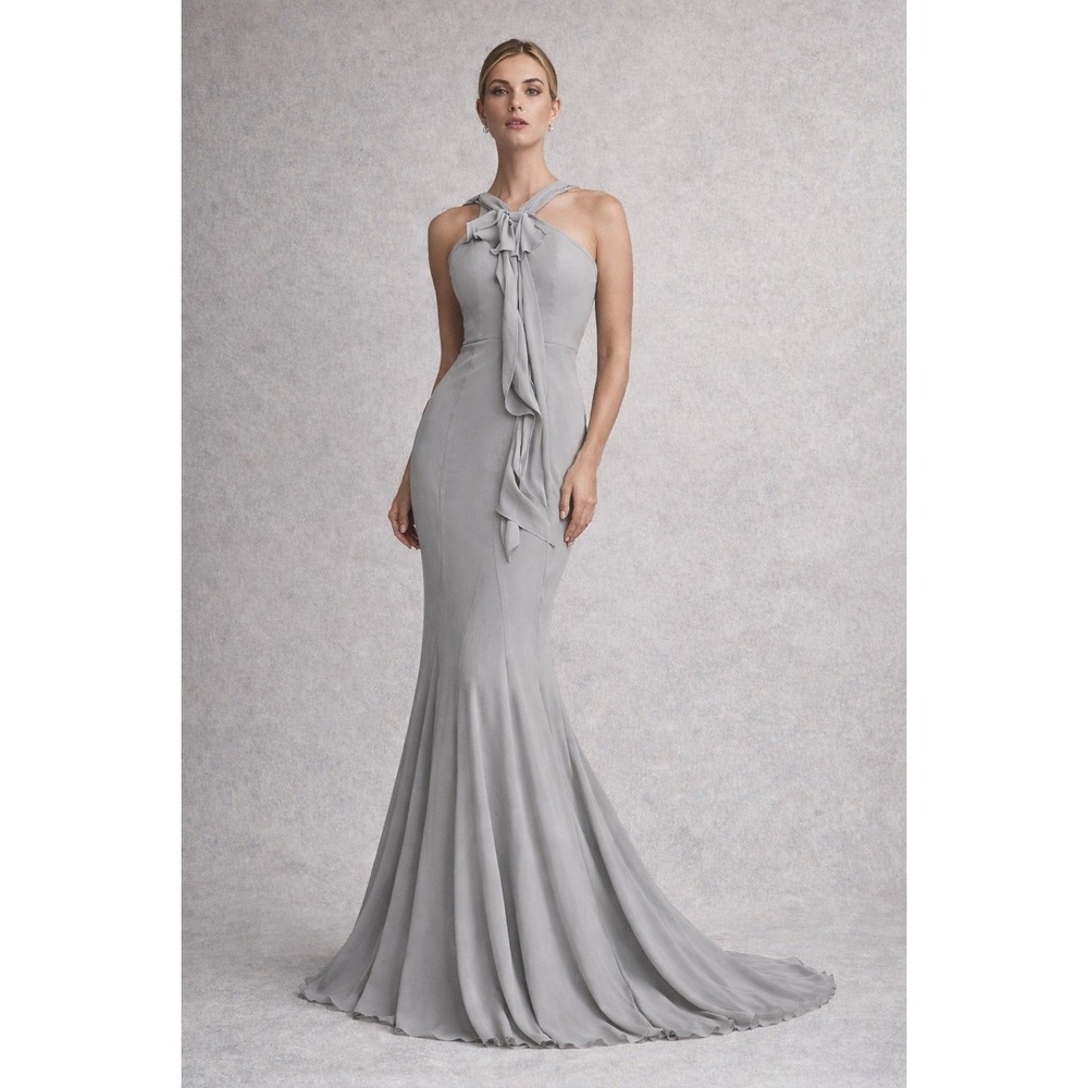 Quillaree Grey Chiffon Ruffle Halter Mermaid Evening Gown Dress Size 8 Formal